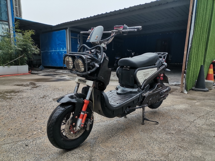 6072伏祖玛电动车   二手准新祖玛电摩...