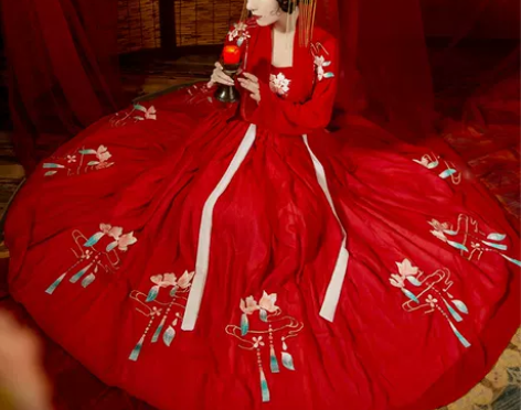 汉服女正品原创中国风春夏日常刺绣襦裙红色花...