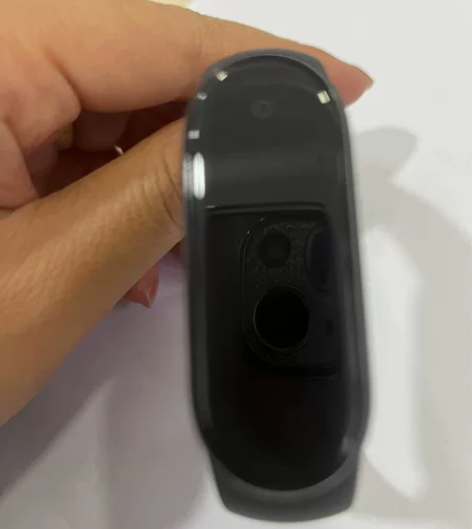 小米手环5，店铺样品，仅成列未使用，无包装...