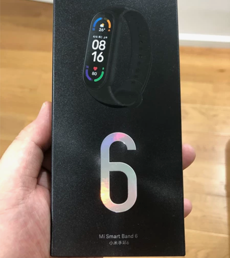 小米手环6最后一个，卖完收摊，朋友送人剩下...