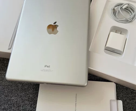 全新Apple iPad九代，2999出，...