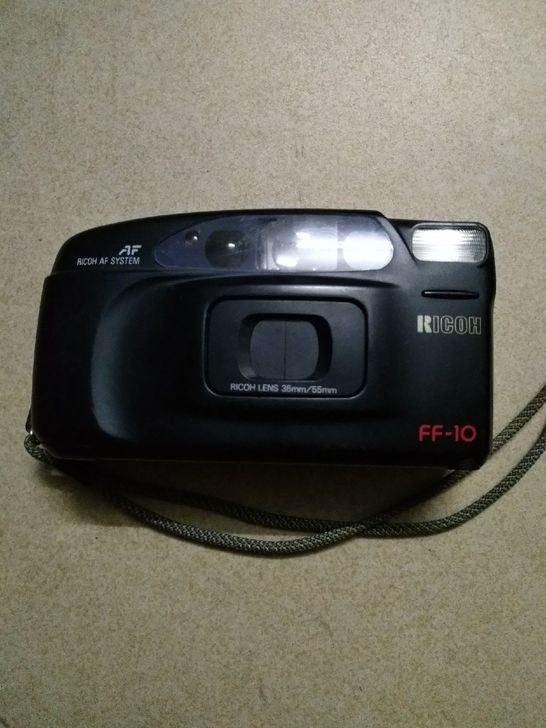 RICOH理光FF10胶卷相机，机子外观看...