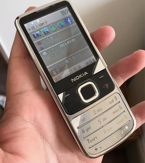 几乎全新诺基亚6700c成色9.8新功能正...