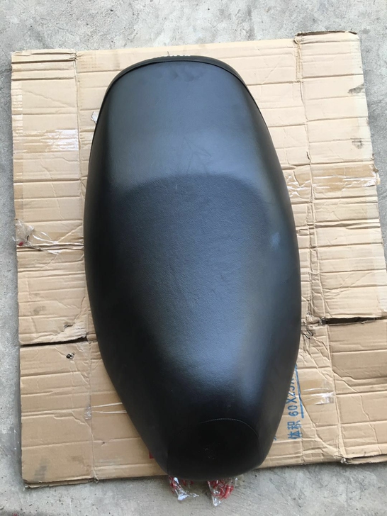 雅马哈凌鹰100原装拆车坐垫皮后翻新好总成...
