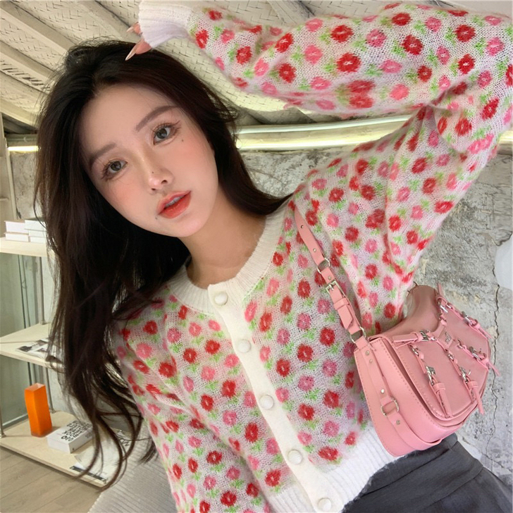 初春花朵长袖外搭针织开衫