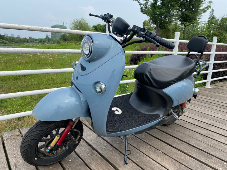 小龟电摩  72V 6个电池 定制车架 控...