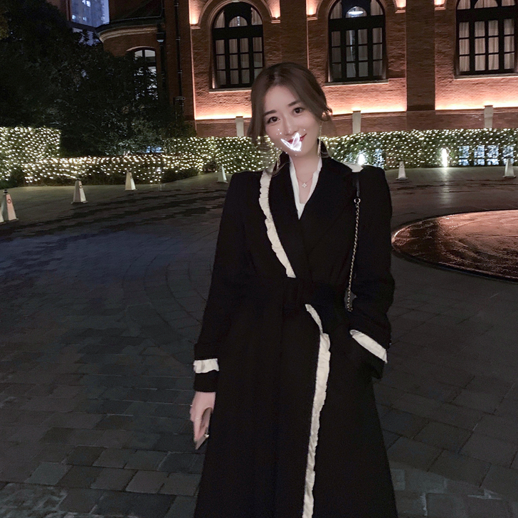 byyou 毛呢外套 穿起来很有气质 但是...