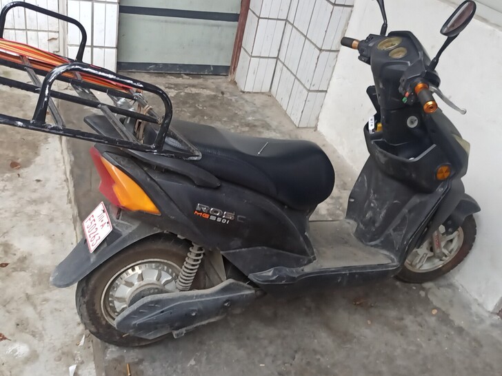 玫瑰之约电瓶车,才换不久的48v电池 最...