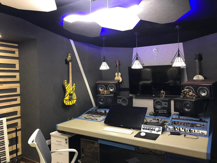 音乐制作，剪辑，可以做歌曲串烧，无缝连接，...