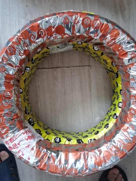 光阳弯道情人原装正新轮胎一套200元，13...