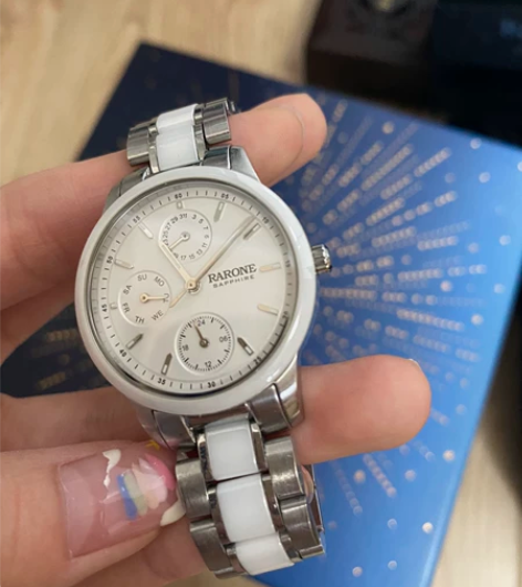 雷诺手表 ，以前妈妈给买的，买时1300多...