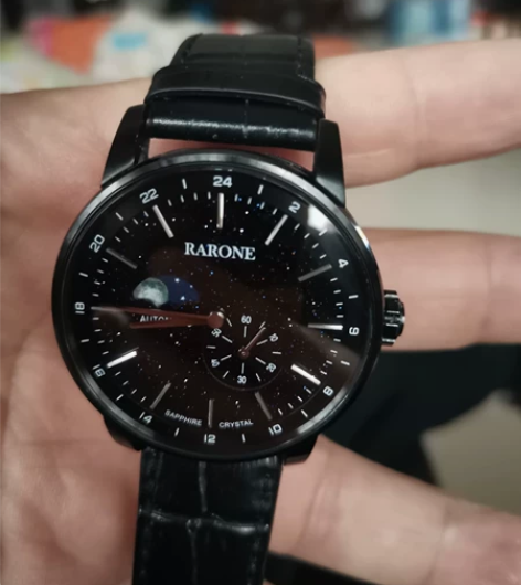 雷诺手表银河系列，机械手表。 感兴趣的话点...