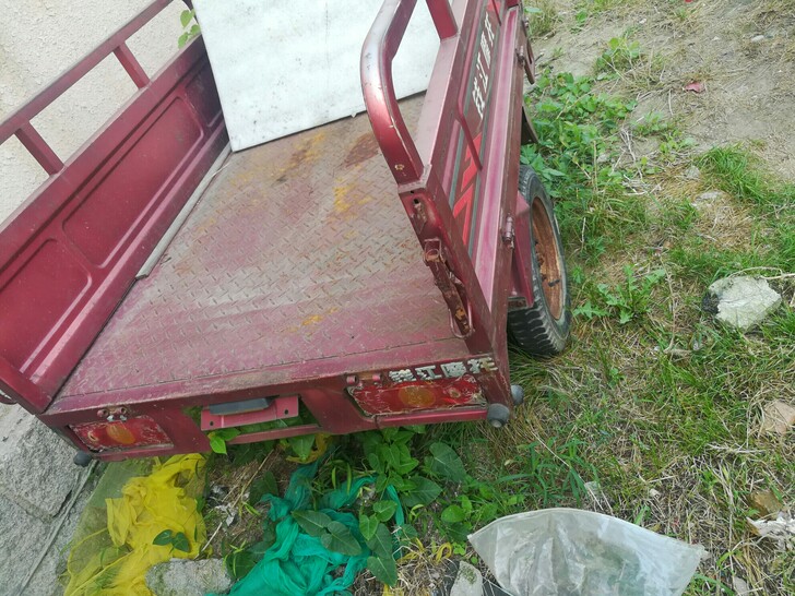转自用闲置钱江110燃油三轮摩托车，机器一...