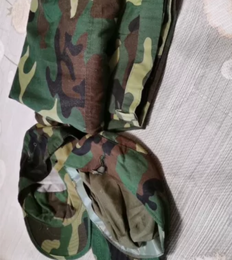1.70米左右都可以穿！新迷彩服，帽子两个...