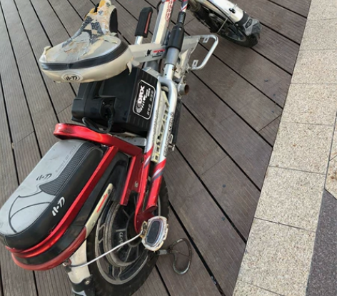 小刀电动车 购买日期：2017 成色：8成...