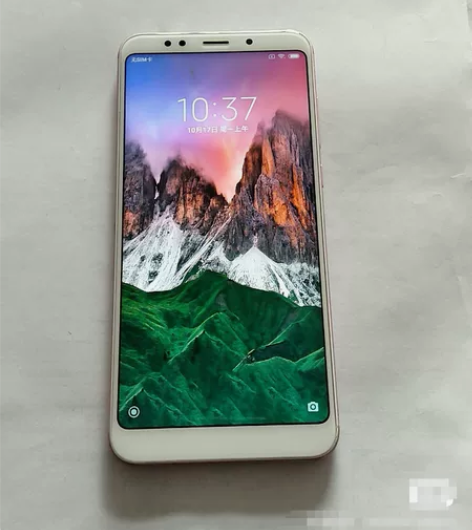 甩卖自用的小米红米5plus 64G 手机...