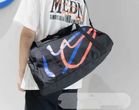 NIKE耐克大勾印花logo运动包队包挎包...