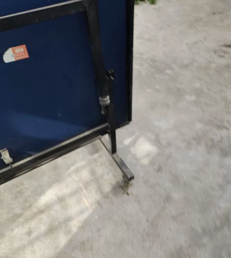 二手乒乓球桌，带中网跟支架。限自提 感兴趣...