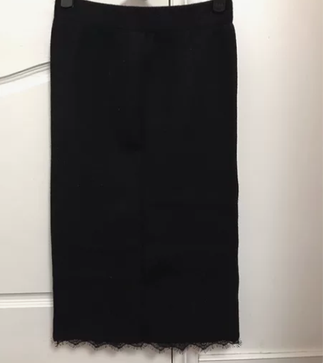 针织秋冬半身裙，一步裙，后面开叉。 感兴趣...