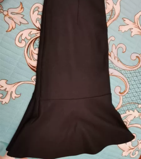 鱼尾裙，新的！新的！买回来没穿过，带内衬！...