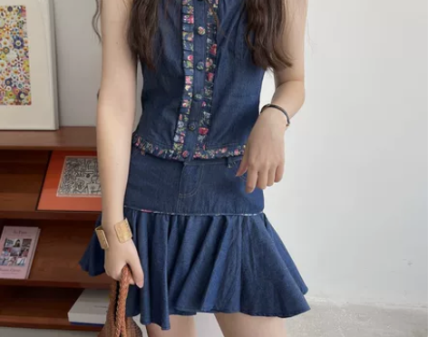 原创款~文艺森系风显瘦牛仔面料套装吊带+半...