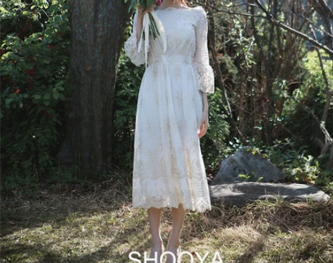 《米兰达》现货韩国金丝刺绣轻婚纱一字肩晚礼...