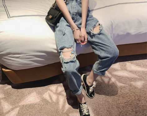 【55价】破洞牛仔裤女2022夏季新款高腰...