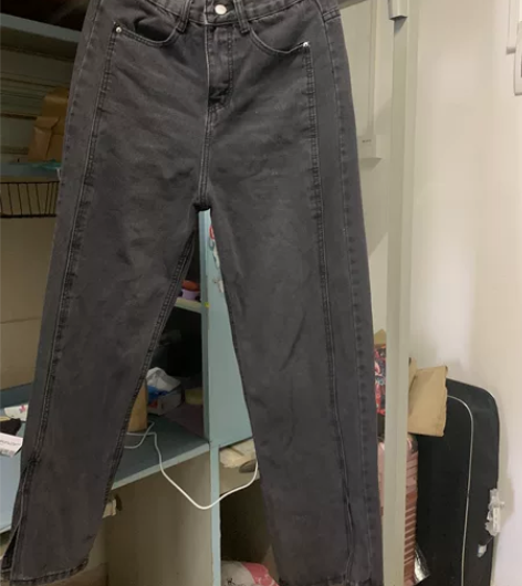 L码黑灰色阔腿牛仔裤 松紧裤腰 很适合梨型...