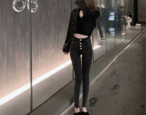 CHICYOU 钻扣高弹力牛仔铅笔裤修身显...