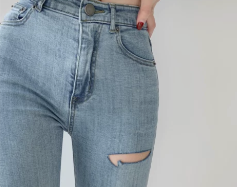 周洁琼同款破洞牛仔裤女显瘦包臀修身小脚裤2...