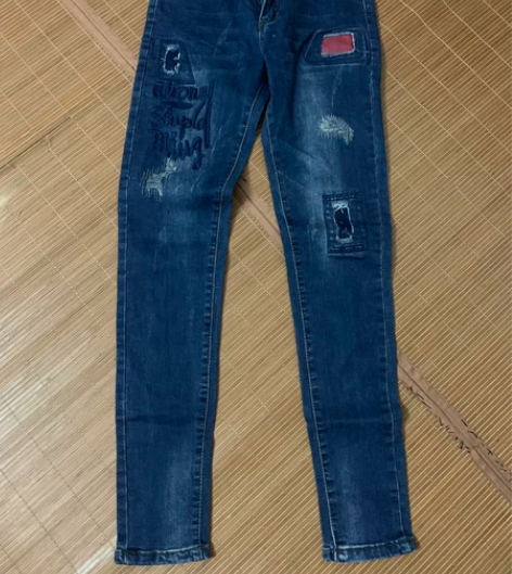 韩版破洞贴布绣花牛仔裤女式长裤修身显瘦刺绣...