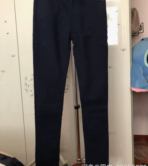 新款秋冬薄绒小脚铅笔裤，M码，几乎全新，黑...