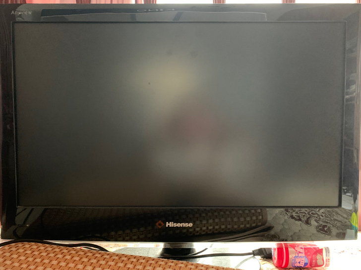 海信26寸液晶电视，LED26k11，放在...