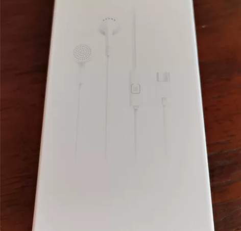 荣耀耳机全新 专柜正品，官方二百多一个  ...