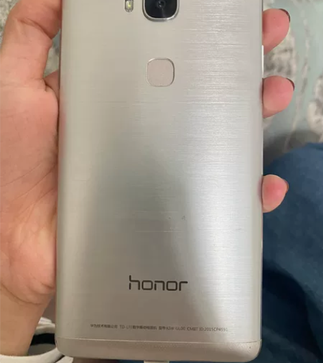 荣耀畅玩5x 没有磕坏可以当备用机 有个毛...