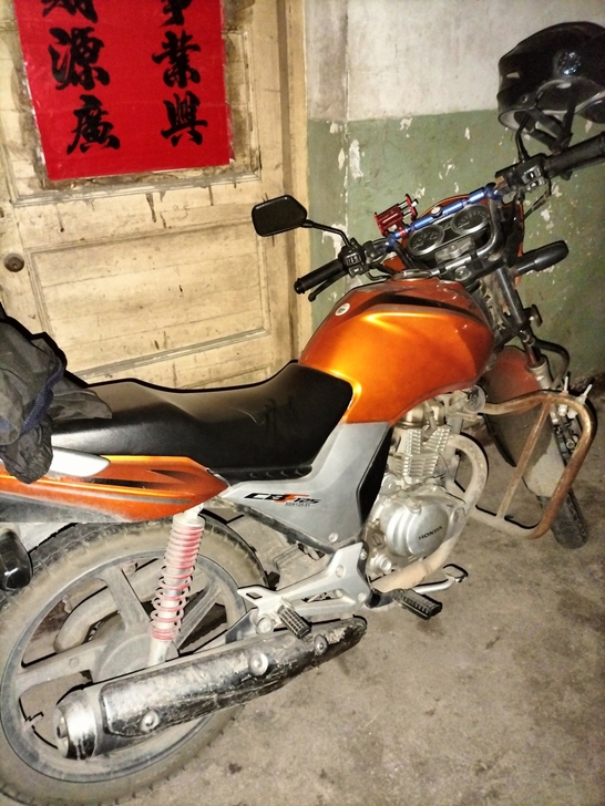 证件丢失不还价，车况精良