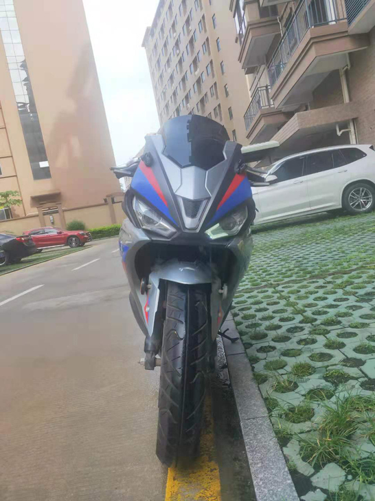 诺玛h6.双缸电喷400喜欢赶紧来手慢拍大...