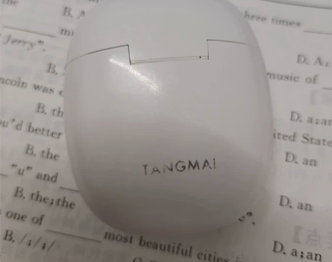 唐麦w9，原价199买的，左耳已经不能用了...