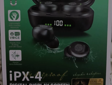 REMAX蓝牙耳机 盒子扔了，99新，介意...