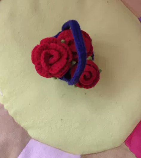 纯手工制作 小花篮摆件  难免会有痕迹  ...