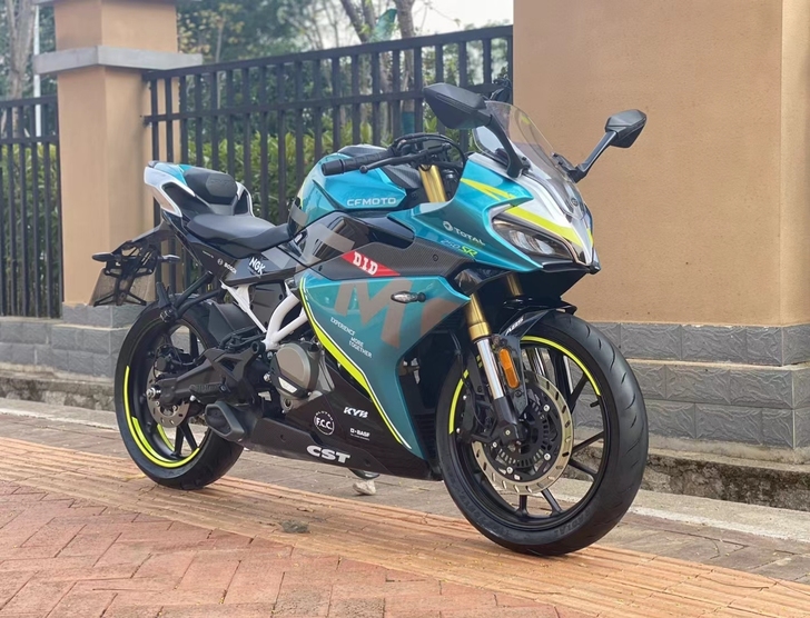 21年7月春风SR250赛道版
