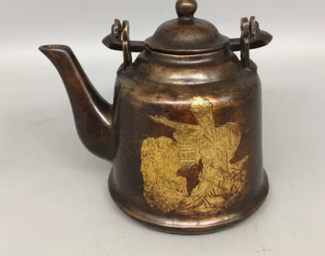 古玩铜器收藏，童子仙女壶，工艺精湛 ，包浆...