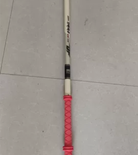 出售海明威战青6.3米鱼竿一根,有意者拍。...