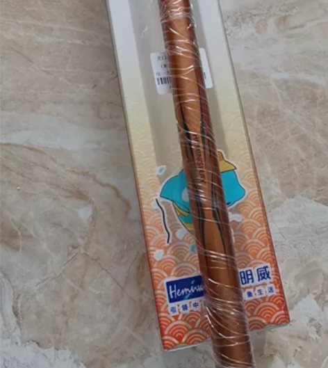 出两支闲置鱼竿,海明威龙门飞甲二代综合竿6...