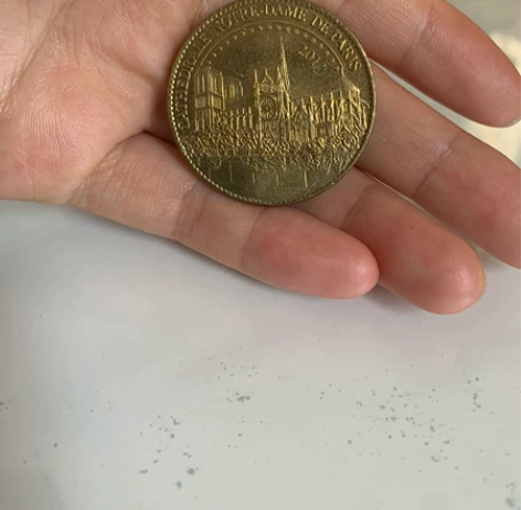 巴黎圣母院2011旅游纪念币 感兴趣的话点...