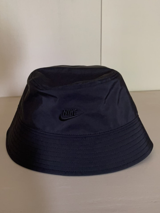 全新Nike耐克女士渔夫帽转让