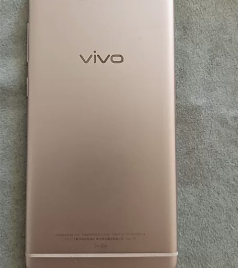 vivox7全原无拆修，皮毛新4+64内存...