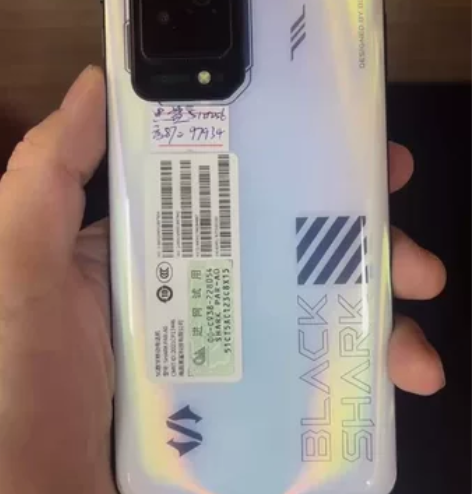 编号:97934 型号:黑鲨5内存:12+...