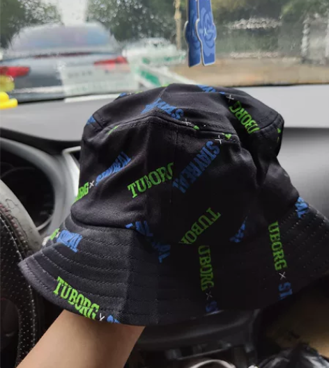 嘉士伯渔夫帽，官方活动产品，做工不错，挺漂...