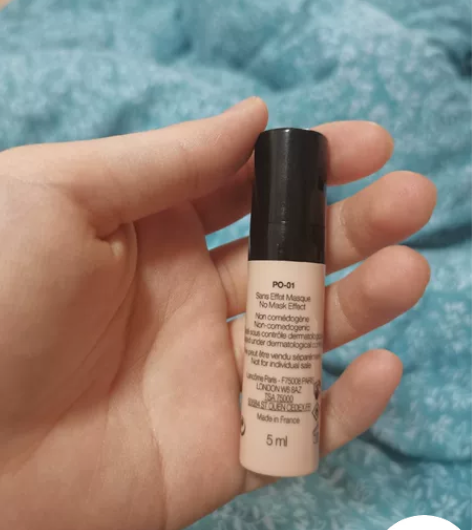 兰蔻粉底小样，色号不合适我，色号是po-0...